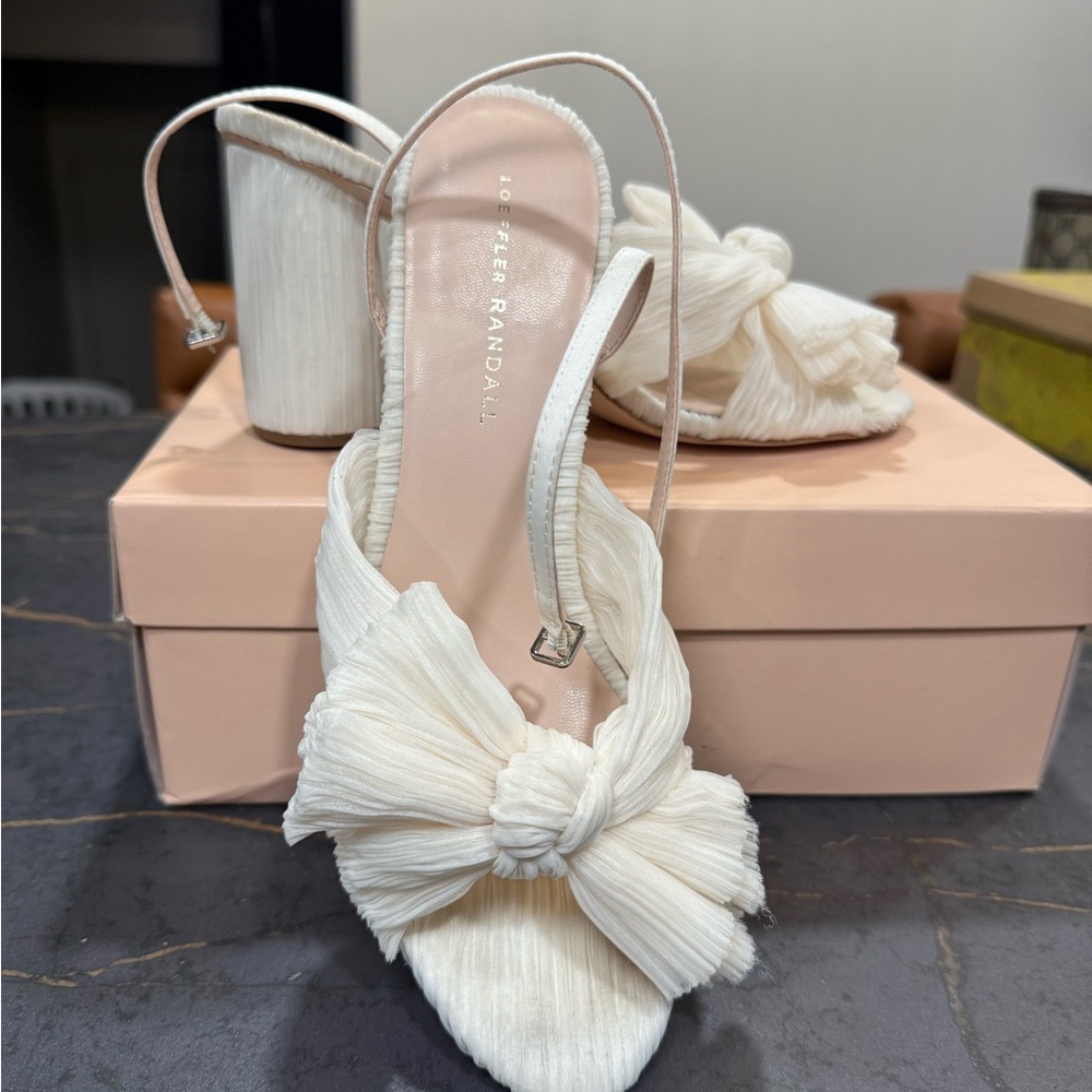 Loeffler Randall Camilla Pearl size 10 - Picture 11 of 16
